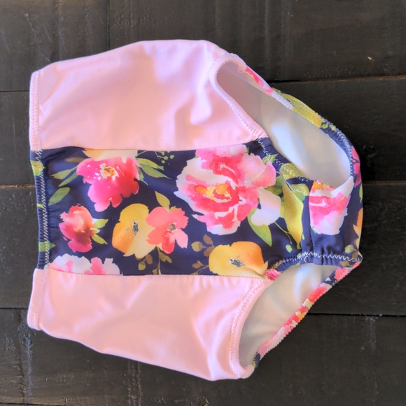 2 piece floral swimsuit - Picture 4 of 7